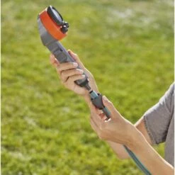 Tuindouche GARDENA Trio -Gardena Verkoopwinkel tuindouche gardena trio 1646296536 2 600